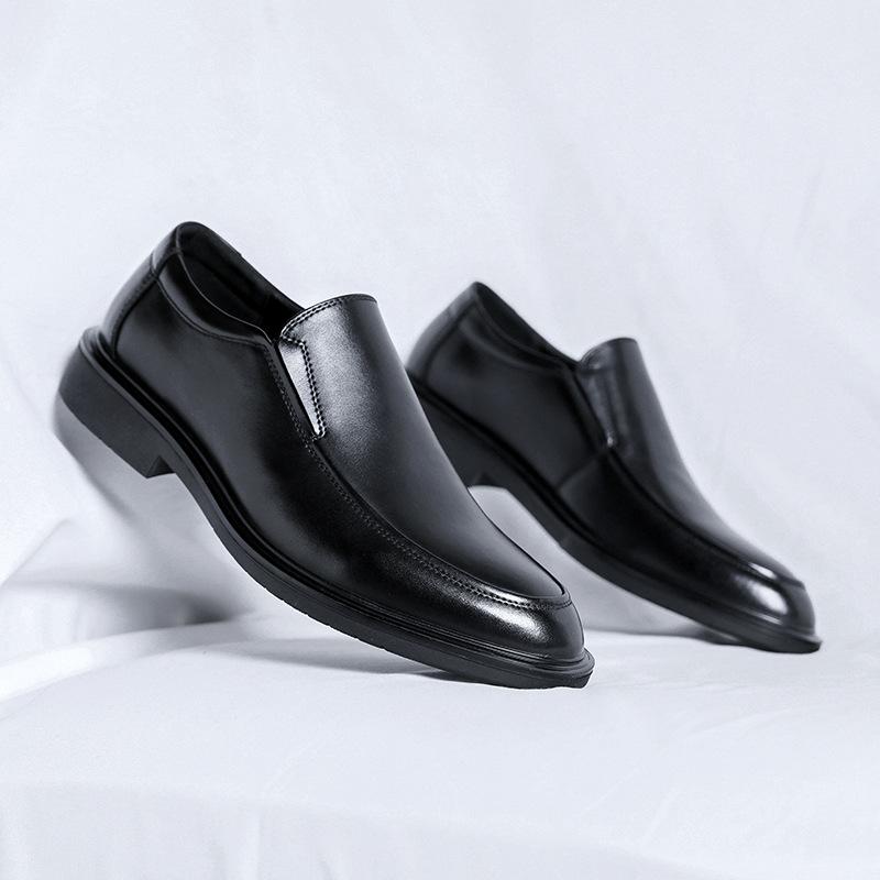 

Кожаные туфли мужские весна и осень, новые, формальные, деловые, повседневные, однопедальные, черные, простые, маленькие кожаные туфли 8029-R 44 чёрный