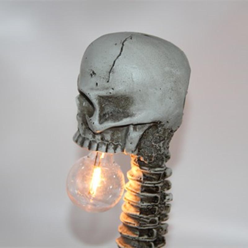 Halloween Skull Skeleton Lamp Horror 3D Statue New Table Light Creative Party Ornament Prop Home Bedroom Decoration Scary Prop