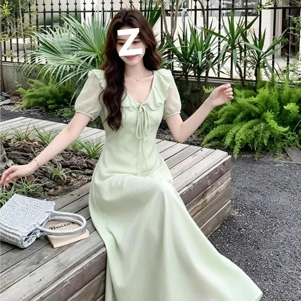 Light green lotus leaf V-neck dress for women's summer waist and thin French gentle wind bubble sleeve temperament long dress