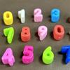 Akrylowe Koraliki z Dużym Otworem w Kształcie Makaroników z Numerami do Tworzenia Biżuterii i Akcesoriów DIY