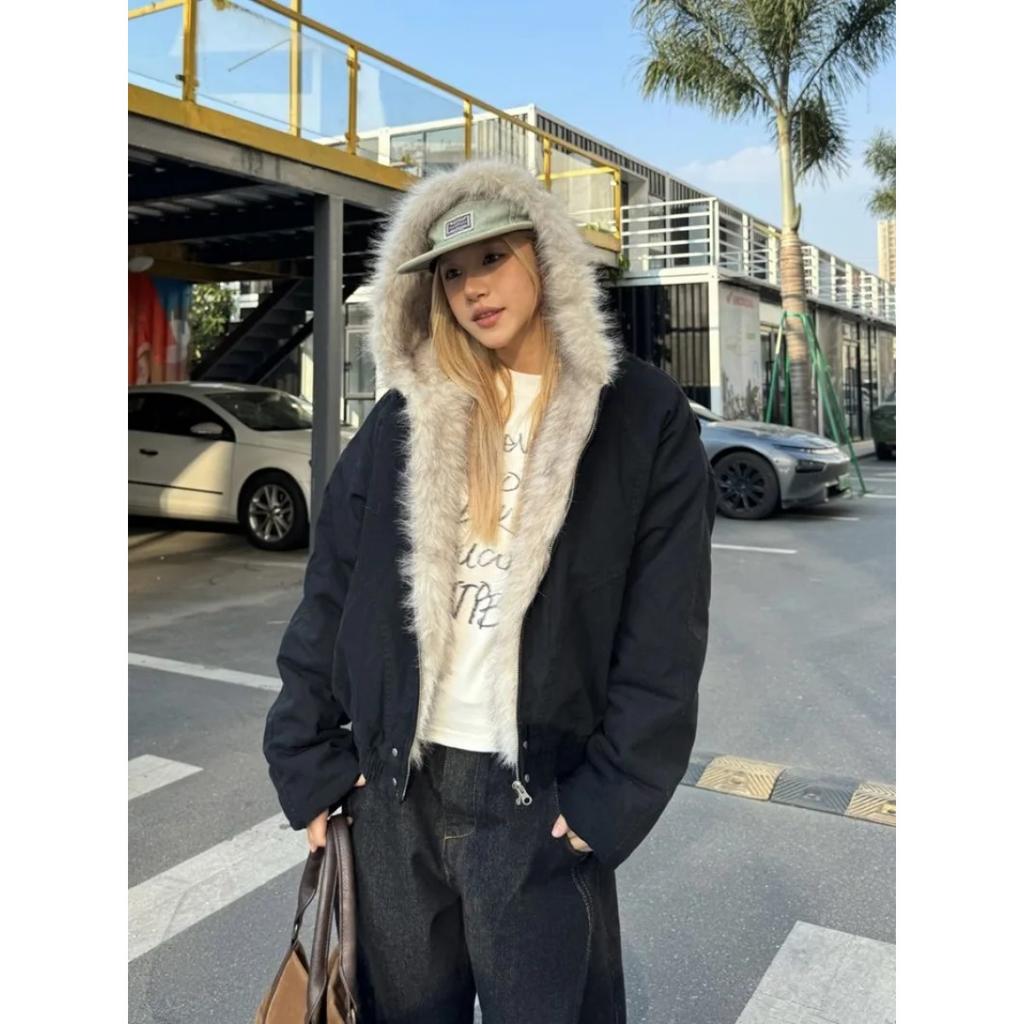 2KWEIRD American Retro Fur Collar Hooded Jacket Women Y2K Streetwear Winter New Velvet Thickened Warm Harajuku Loose Casual Jacket
