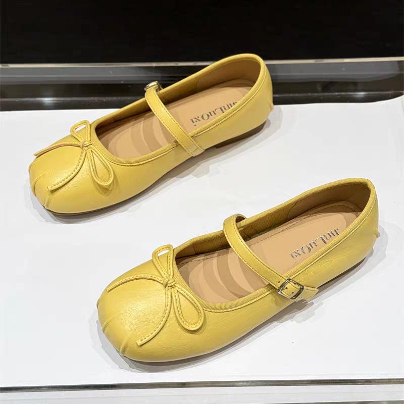 Korean version of flat bottom one-word belt Mary Jane small leather shoes women's 2025 new summer square head pleated bow versatile single shoes