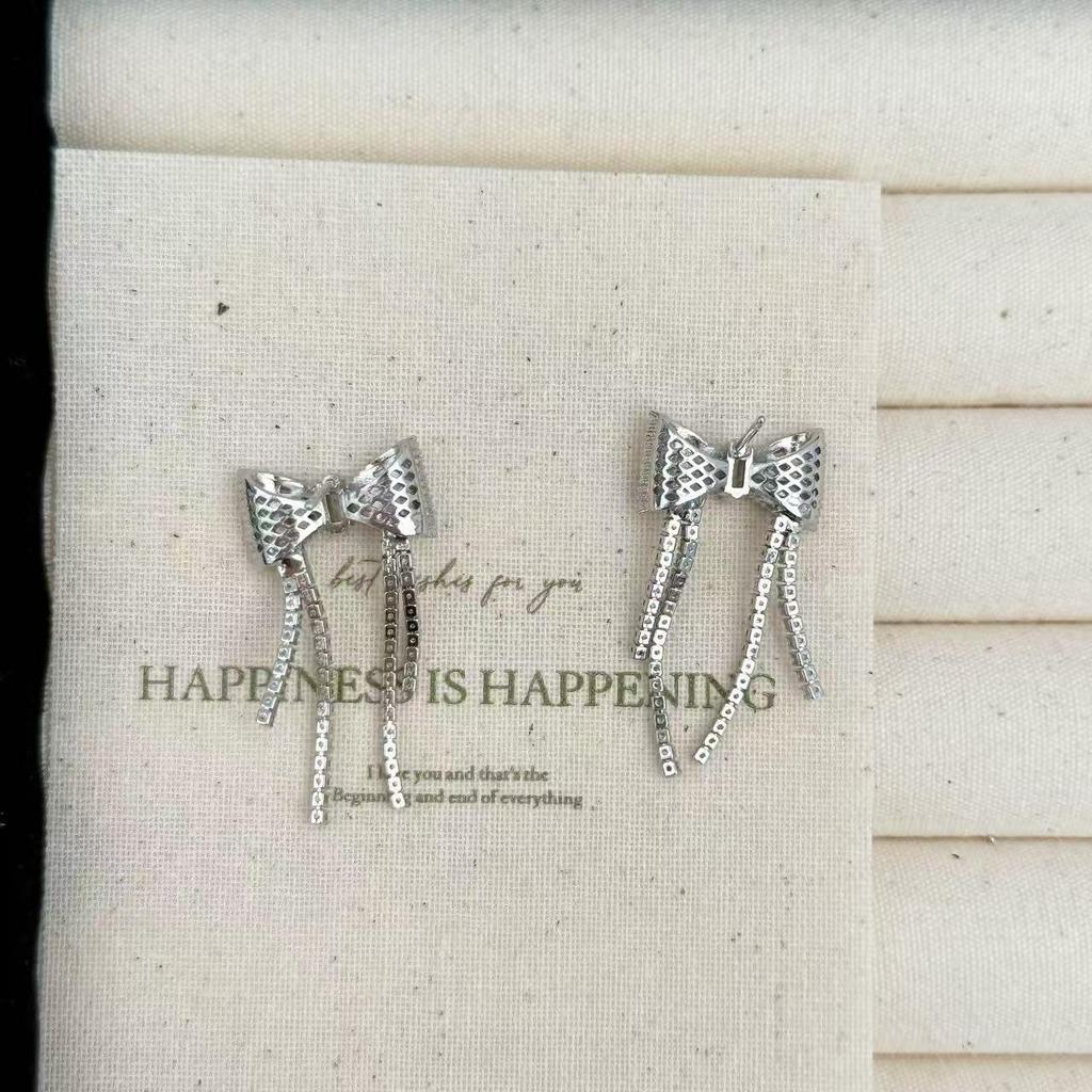 Exquisite Copper Zircon Tassel Bow Earrings - Luxury Style, Versatile and High-End Design for Women