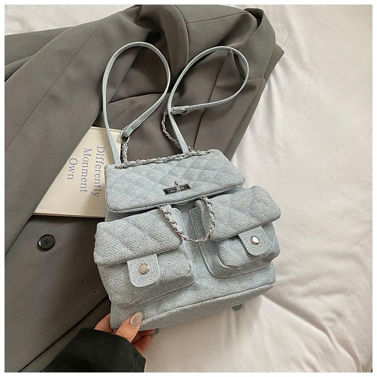 

Niche denim backpack bag 2025 summer new fashion foreign style rhombus chain backpack high value shoulder bag светло-синий
