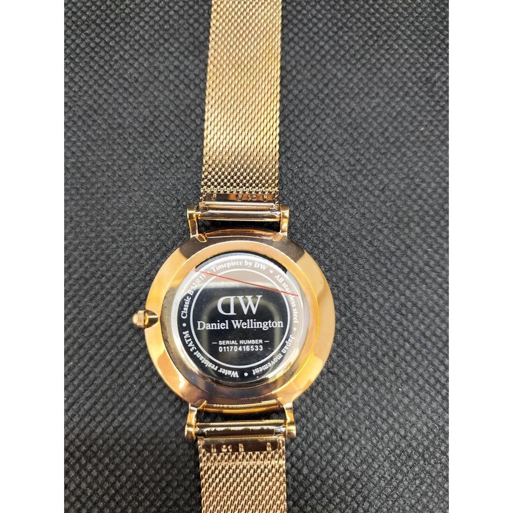Used DANIEL WELLINGTON DW00100161 Watch