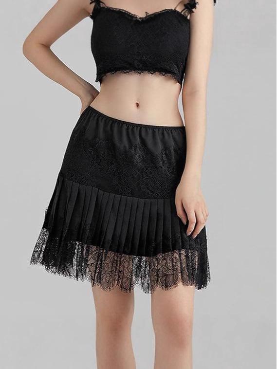 Women's 2025 Y2K Low-Waist Pleated Lace Mini Skirt with Layered Ruffles