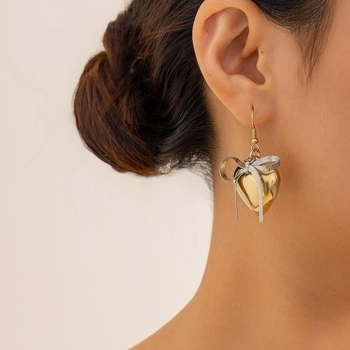 Contrasting Color Love Bow Necklace Necklace Niche Metal Glossy Knotted Bowearring