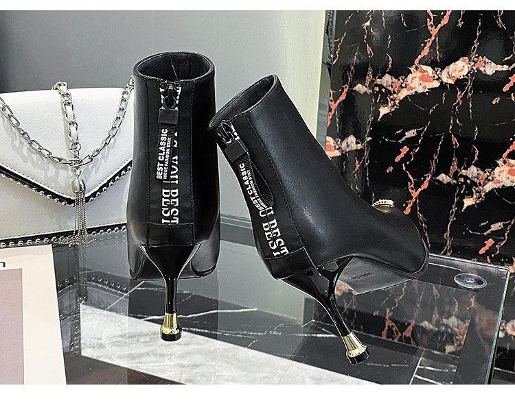 Cowhide 2025 Winter New Short Boots Women's Anti-kick Internet Celebrity High-heeled Fashion Boots Thin Heel Pointed Rhinestone Martin Boots