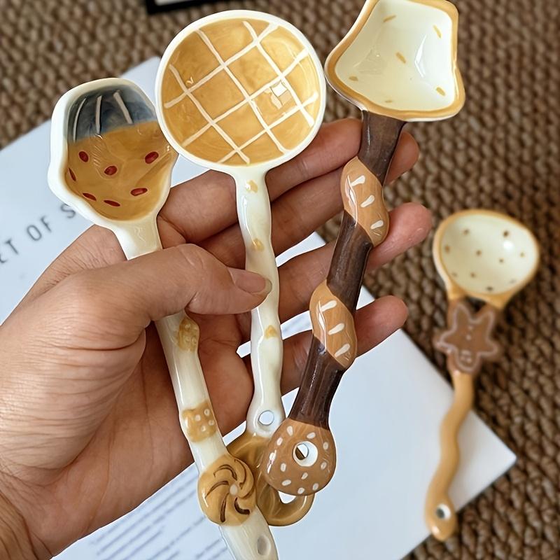 Cartoon ceramic long-handle spoon, food-safe & dishwasher safe, ideal for soup, dessert and daily home use.