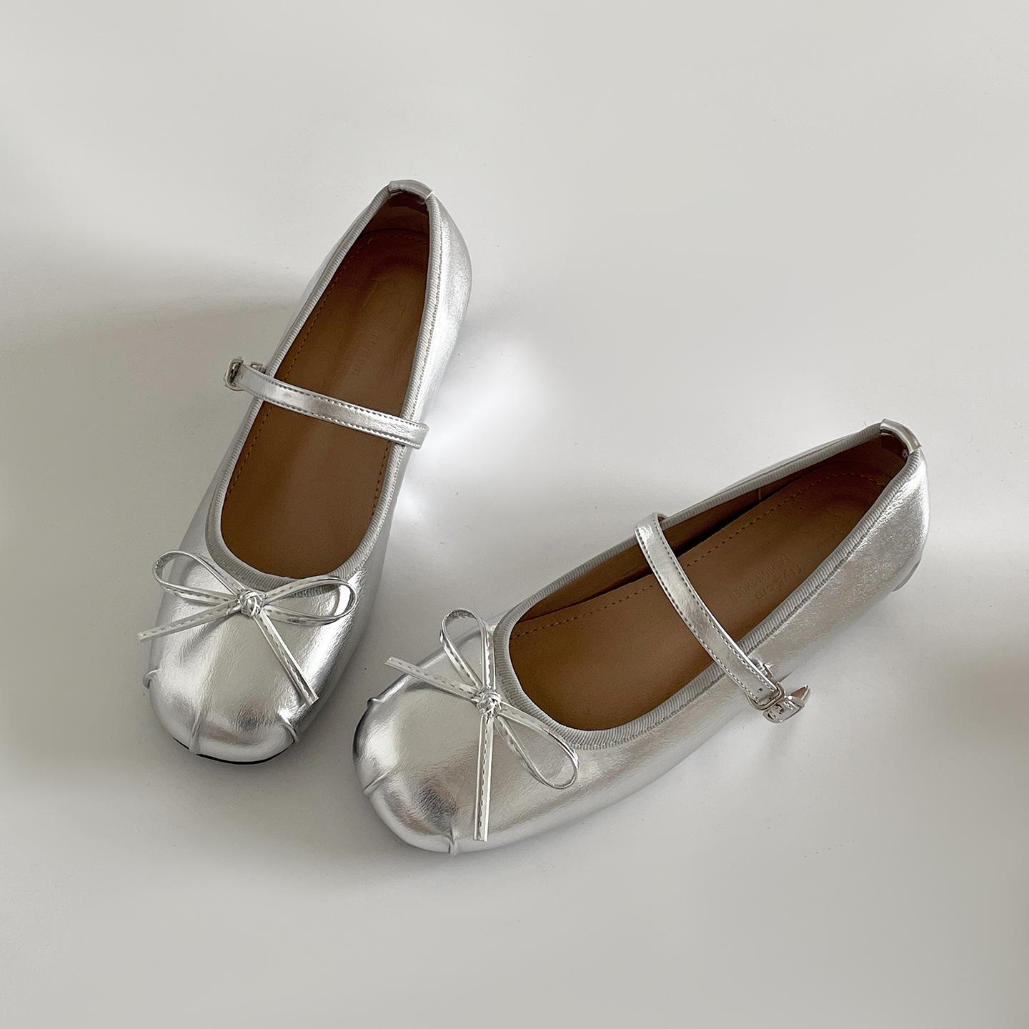 

Retro silver French flat bottom light mouth single shoes women s summer 2025 new models with skirts versatile inner height increase Mary Jane shoes 39 серебряный
