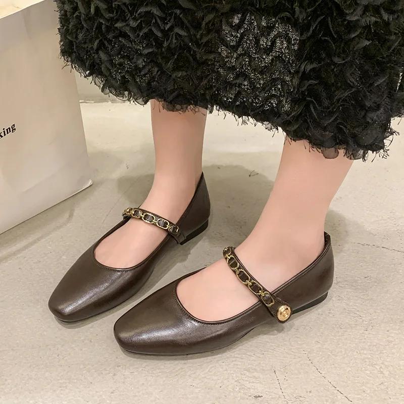 Fashion Retro Low Heel Soft Bottom Comfortable Hundred Mary Jane Shoes Women Shallow Pearl Chain Designer Shoes Black Sexy High Heels