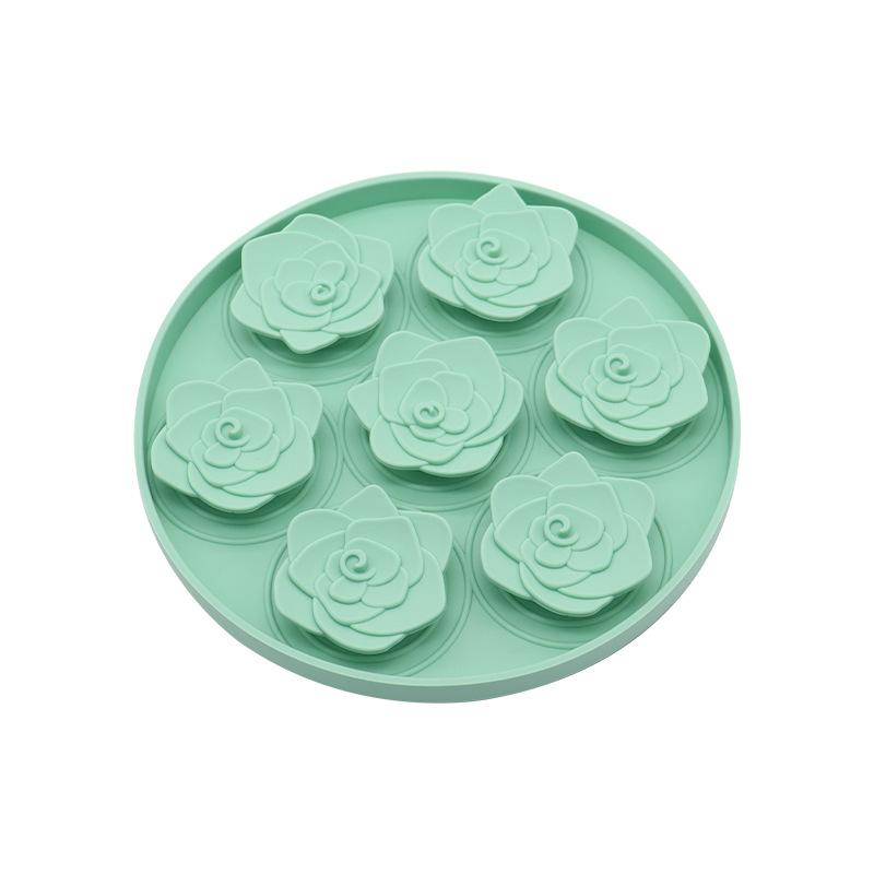 Rose Flower Silicone Pet Slow Food Bowl with Suction Cup Easy To Clean Scientific Feeding Portable Dog Lick Mat Plato Para Perro