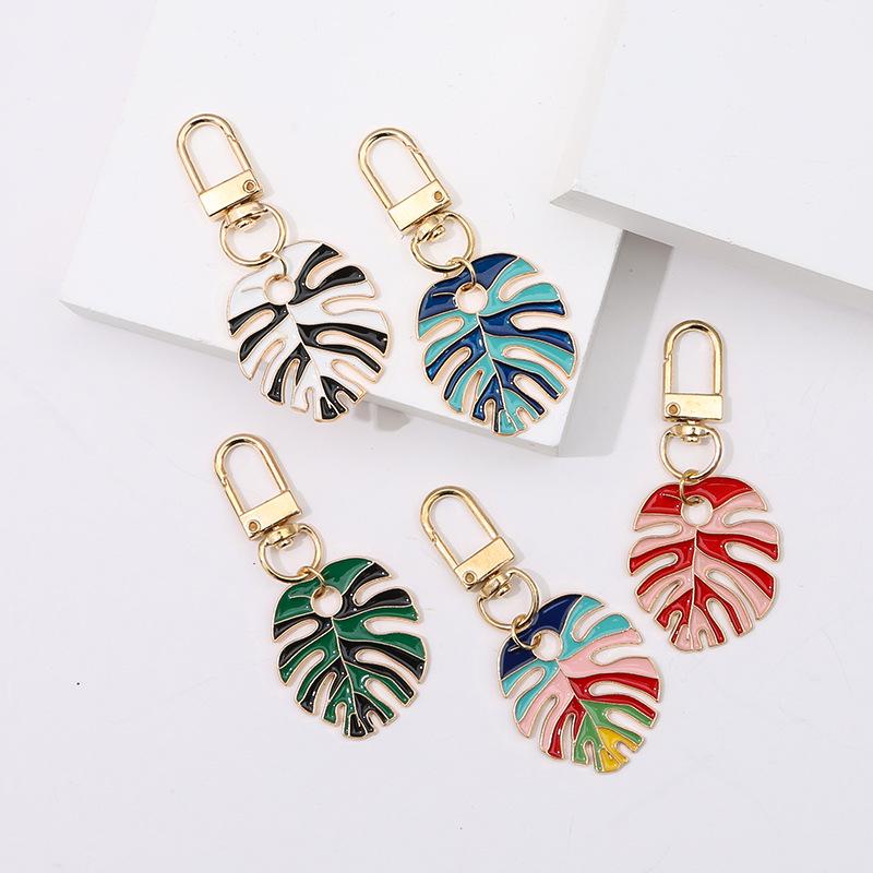 Colorful Leaf Metal Keychain Pendant - Jewelry Accessory & Small Gift
