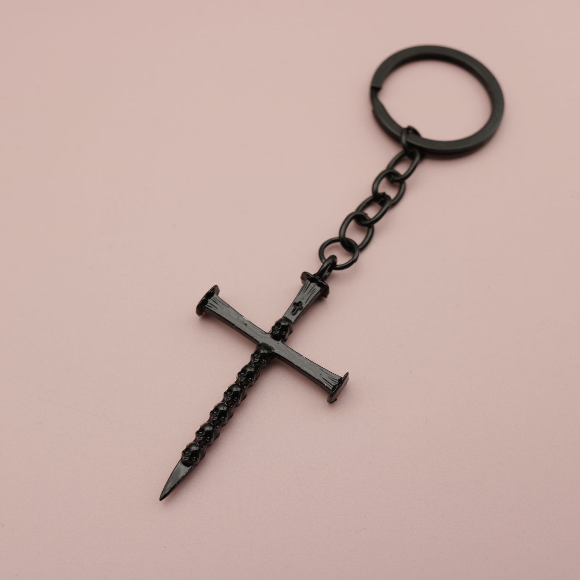 

Популярні ювелірні вироби. Простий брелок one size