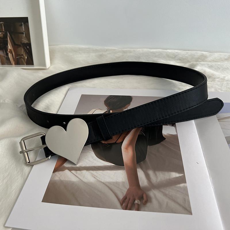 Black Elegant And Camel Pu Leather Heart Belt For Women Trendy Waist Accessory