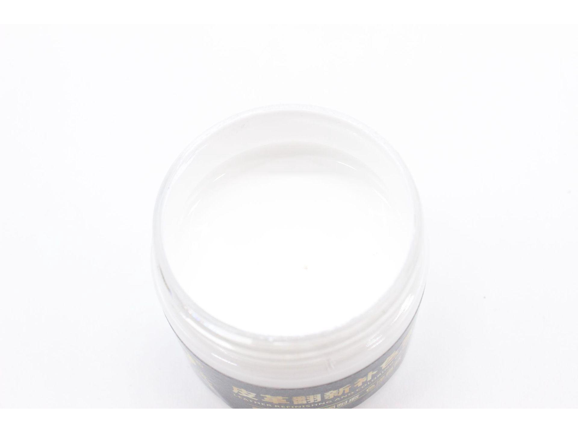 

Крем для ремонта кожи и восстановления цвета для диванов, сумок, курток и обуви