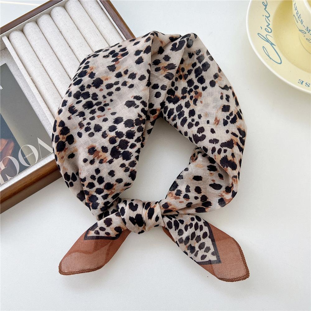 55 Leopard Print Cotton And Linen Silk Scarf Women'S Small Square Scarf Neck Protection Headscarf Decorative Scarf Fashionable Foreign Style Scarf
