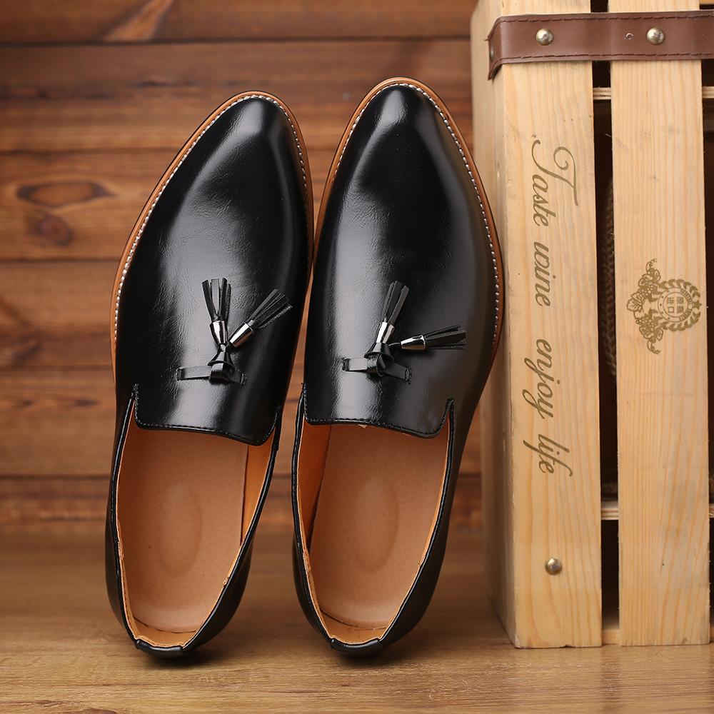 Fashion 2025 Men's Fringed Loafers For Autumn And Winter  New Comfortable Wedding Party Shoe Classic Anti-Slip Office And Business Shoes