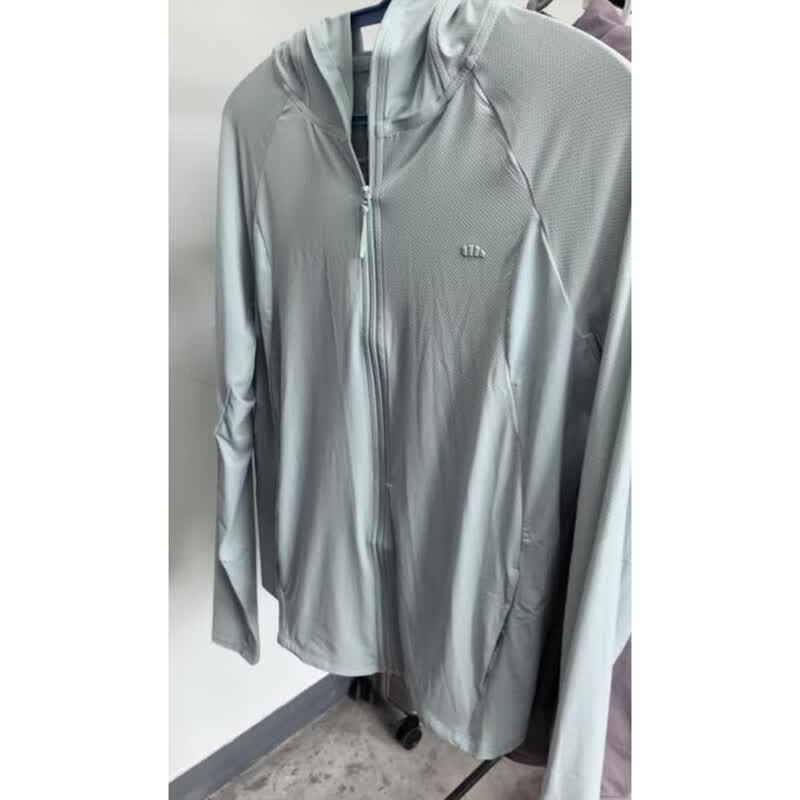 Beneunder Women's Loose Fit Breathable Sun Protection Jacket