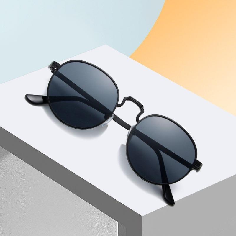 New Travel Style Metal Full Frame Sunglasses Fashionable Retro Round Frame Sunscreen Sunglasses Unisex Large Frame Glasses