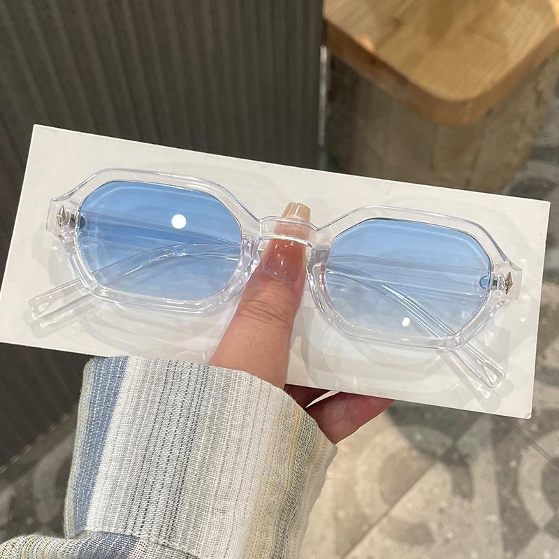 

New Small Frame Irregualr Square Sunglasses Women For Men Luxury Brand Designer Sun Glasses Punk Popular Vintage Hip Hop Eyewear