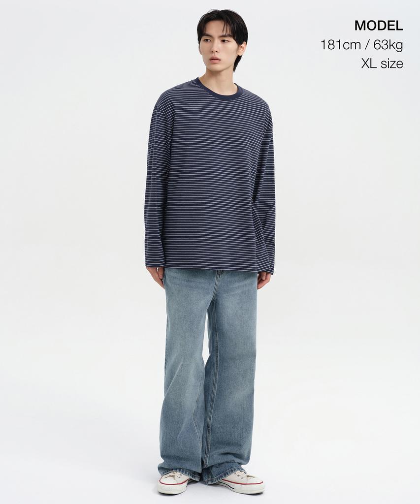 MUSINSA STANDARD Pin Stripe Relaxed Long Sleeve T-Shirt [Navy/White]