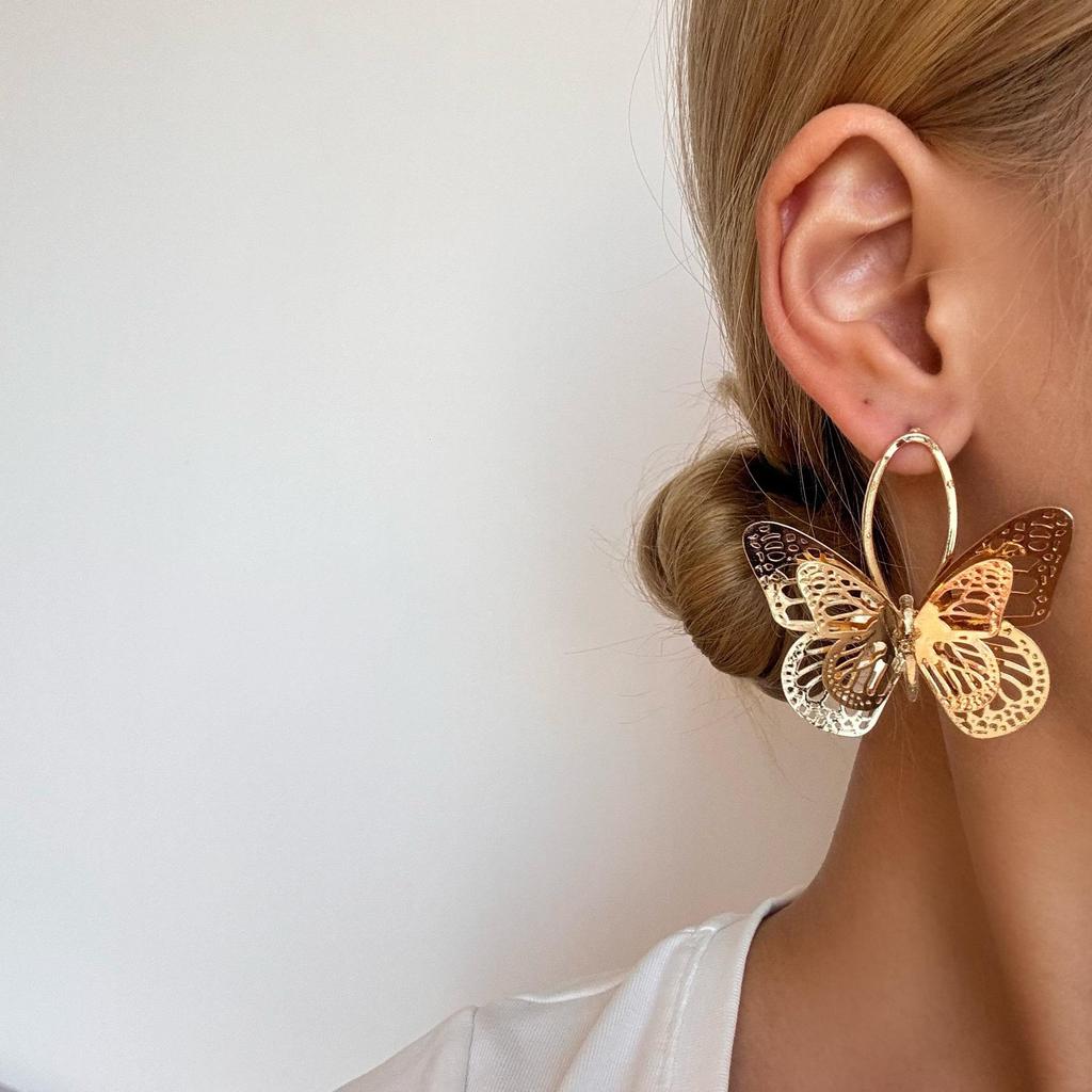 Elegant Gold Butterfly 3D Ear Cuff Earrings