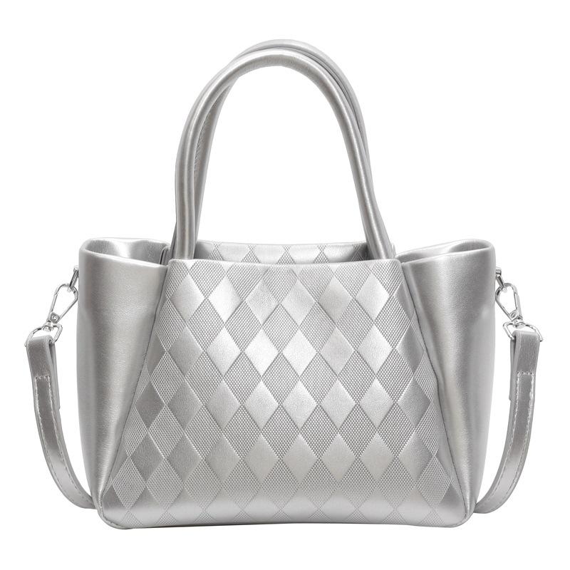 

New fashionable design diamond portable bucket bag casual foreign style simple commuter style women s messenger bag серебряный