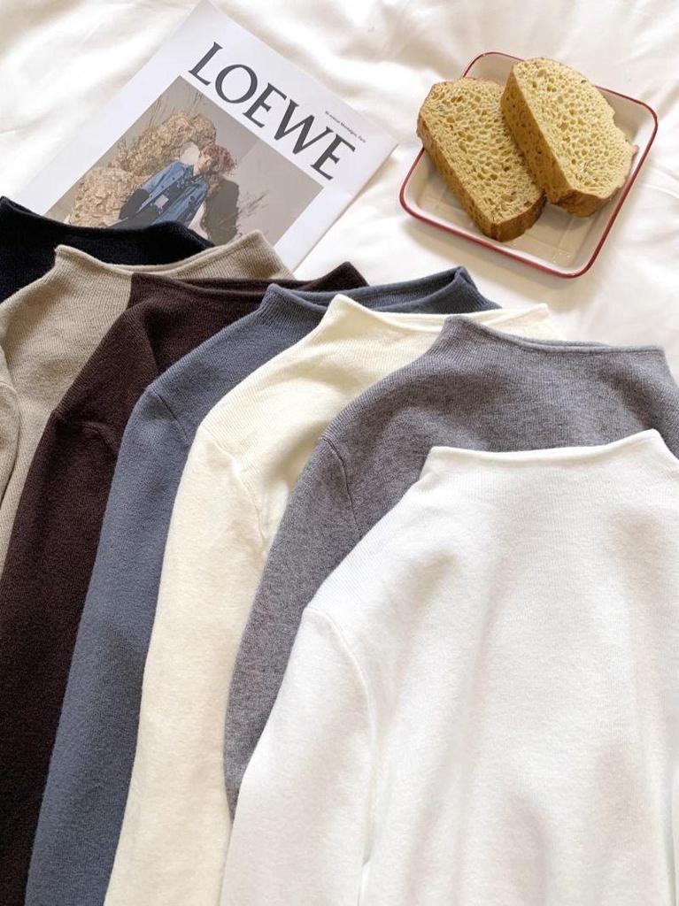 Soft Glutinous Semi-High Neck Velvet Pullover: Slimming Long-Sleeve Knitted Sweater for Autumn