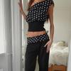 Schulterfreies bedrucktes Patchwork-Halter-Bandage-Top mit Polka Dots