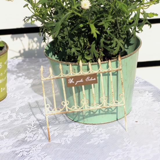 Vintage Iron Garden Fence Stake, Decorative Flower Bed Edging Landscape Border, Outdoor Yard Lawn Mini Fence Stake