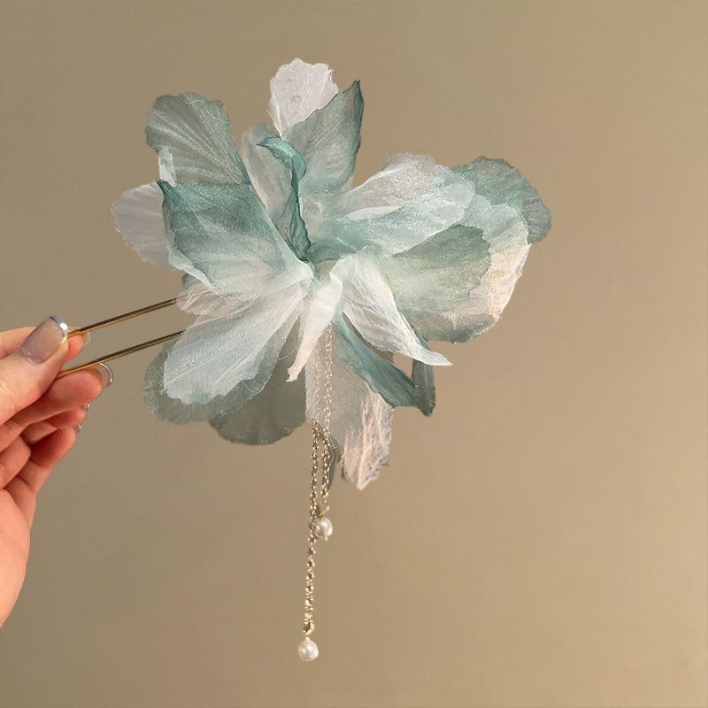 Intellectually Elegant Wind Snow Spun Flower Tassel Women's Hairpin New Chinese Style Niche Design Cheongsam Coiled Hair Hairpin