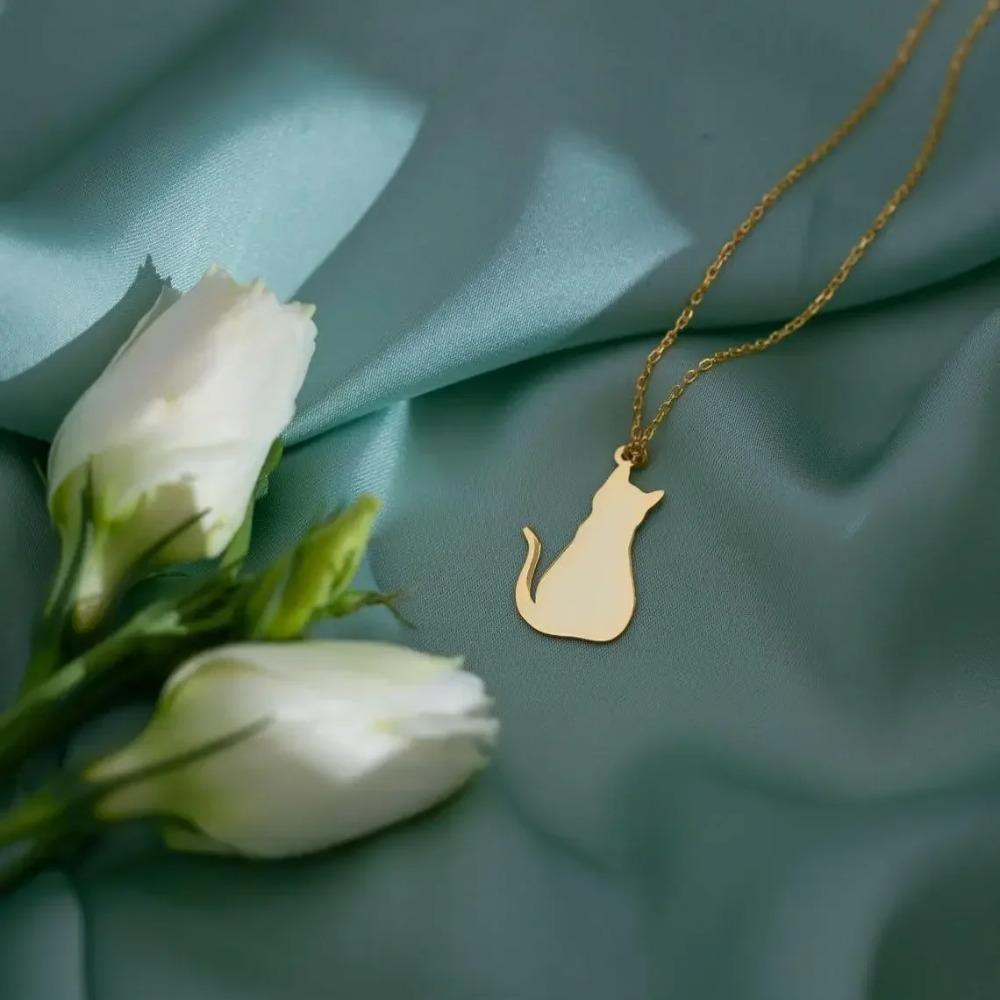Stainless Steel Elegant Cat Pendant Necklace, Hypoallergenic No Fade Simple Cute Kitten Charm for Women