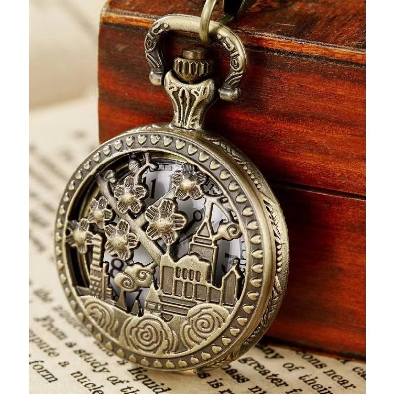 Exquisite Bronze Pocket Watch with Small Heart-shaped Spider Web Shell Watch Necklace, Small Pocket Watch, Gift Pocket Watch Pendant Pocket Watch