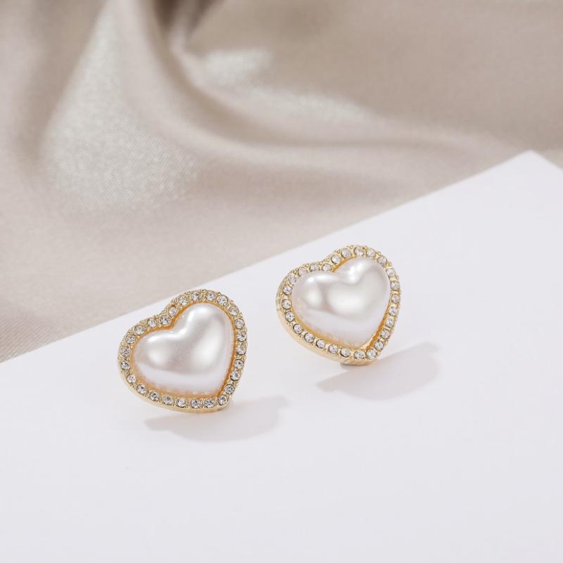 Korean Style S925 Silver Pearl Heart Earrings - Elegant, Simple Studs for Women