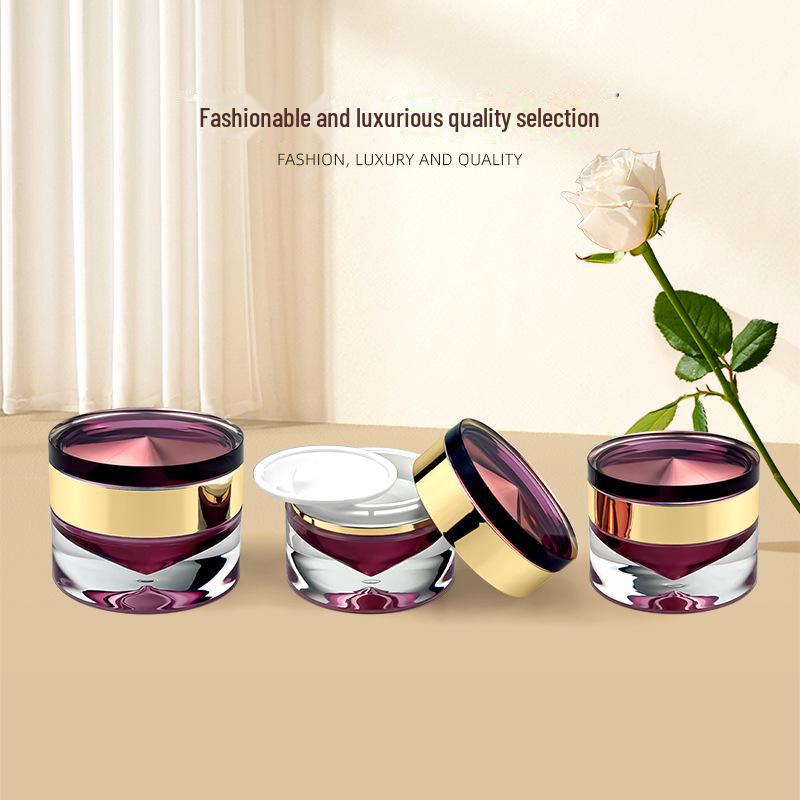 Purple Diamond Rose Kollektion: Hochwertiges, halbtransparentes Hautpflegeset aus violettem Acryl mit Creme-, Lotion- und Essenzflaschen