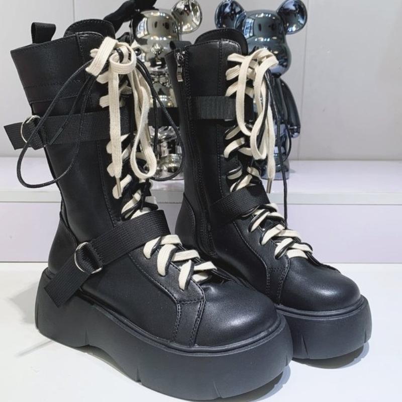 Nuevas botas punk de suela gruesa con hebilla de metal para mujer