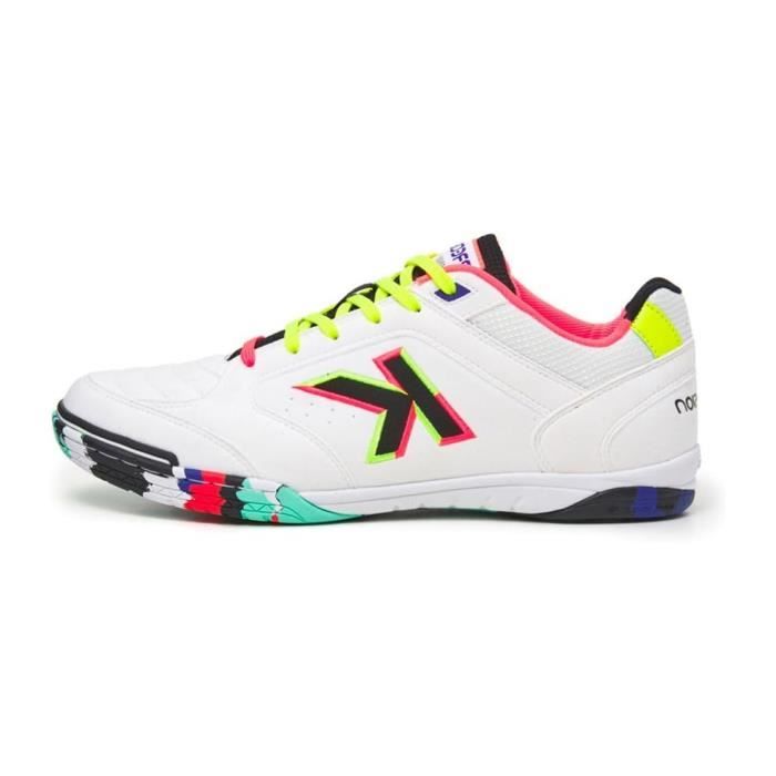 Мужские кроссовки Kelme Futbol Sala 55.211.1061 T:40 С:БЛАН