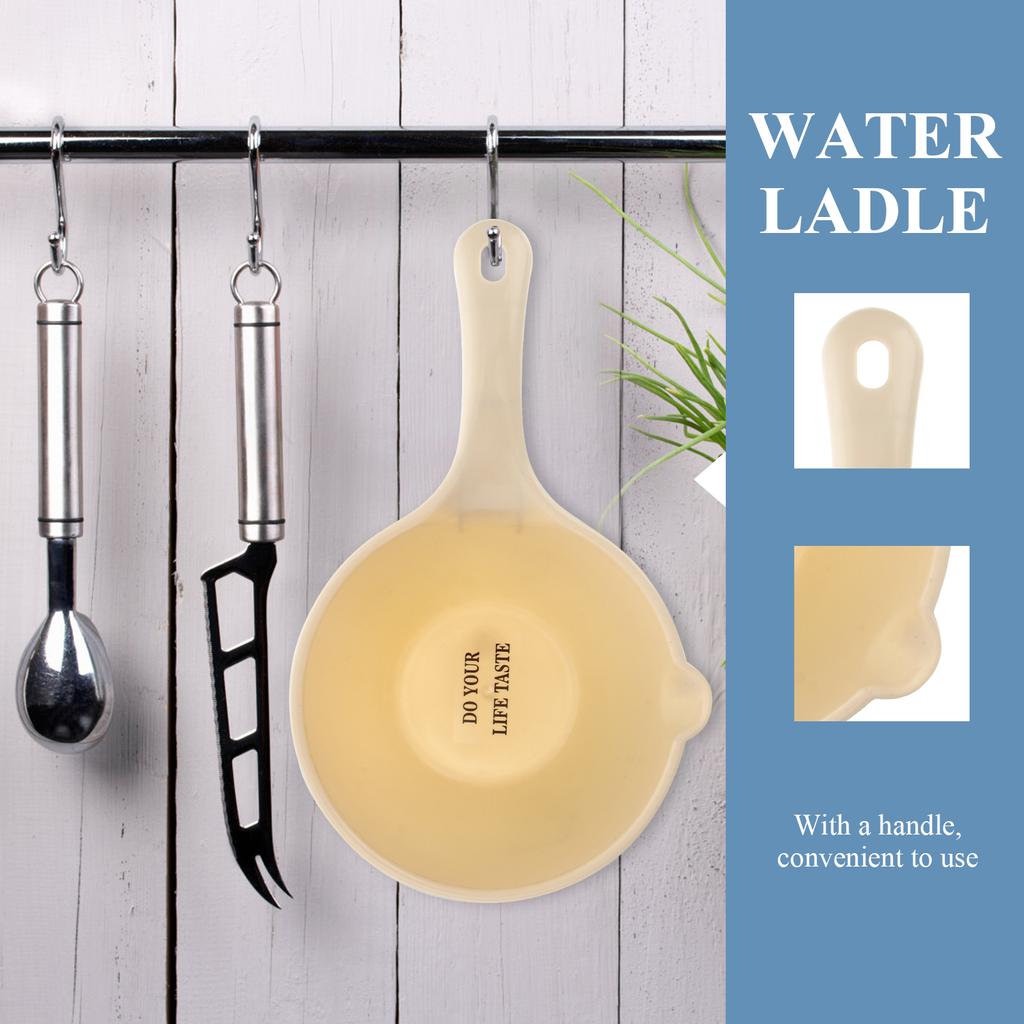 1Pc Shampoo Spoons Water Cup Bath Water Scoop Shampoo Japanese Water Ladle Plastic Water Dipper Water Ladle Home Water Bag