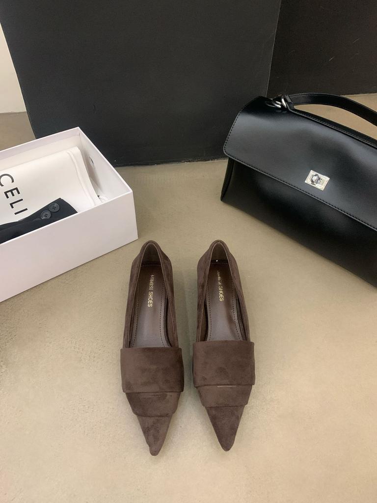 Niedrige französische Retro-Spitz-Single-Schuhe Damenschuhe 2025 neue Pendler-Arbeitsschuhe