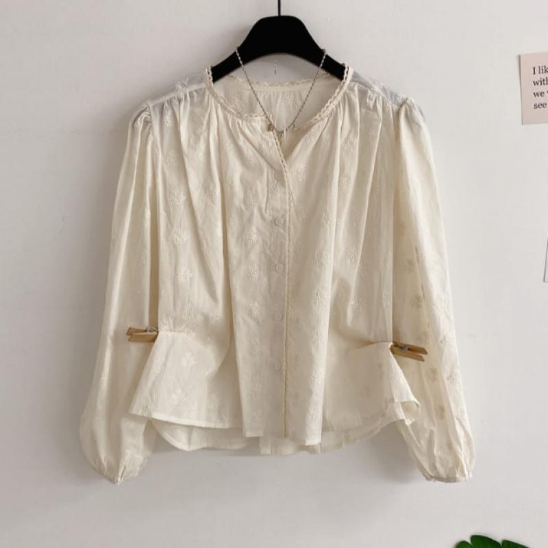 Honey J Tinda Flower Embroidery Lace Blouse 2color