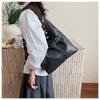 Retro Bag Women's Large-capacity New Autumn and Winter Versatile Simple Shoulder Bag Popular Tote Bag