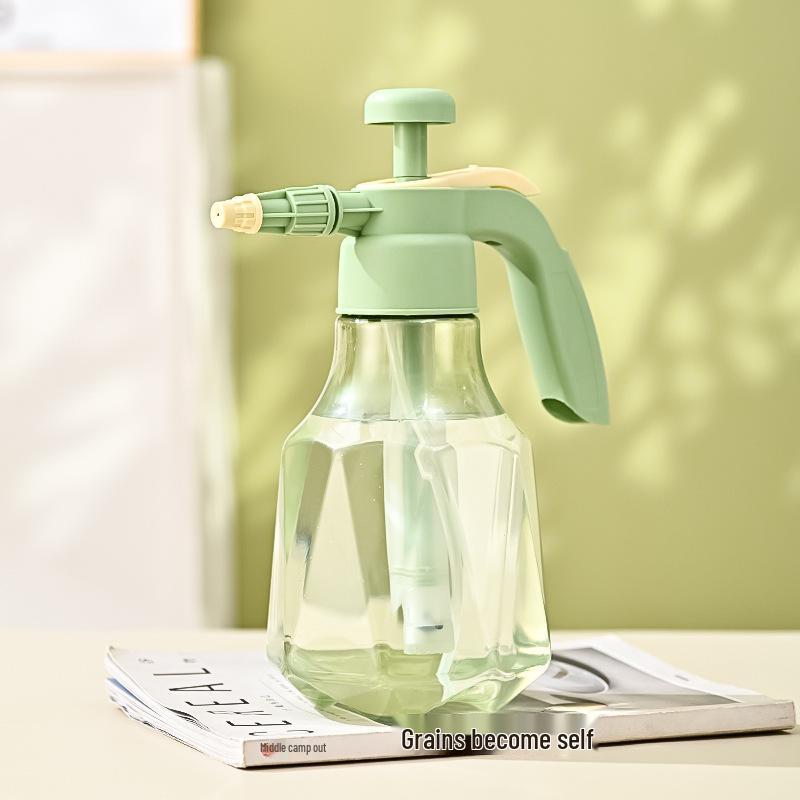 Drucksprühflasche: Vielseitiger Sprüher für Blumen und Desinfektionsmittel
