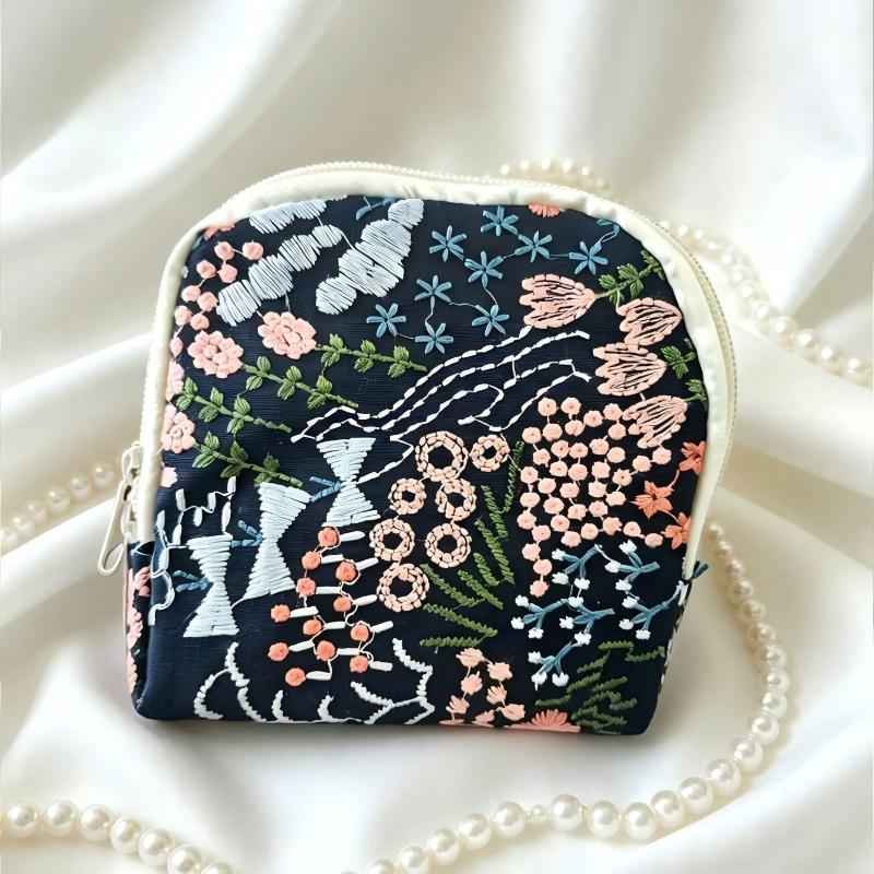 Transparent Jewelry Storage Book with Zipper Clear Pockets Thickened PVC Jewelry Holder Prevents Jewelry from Tangling Damage
