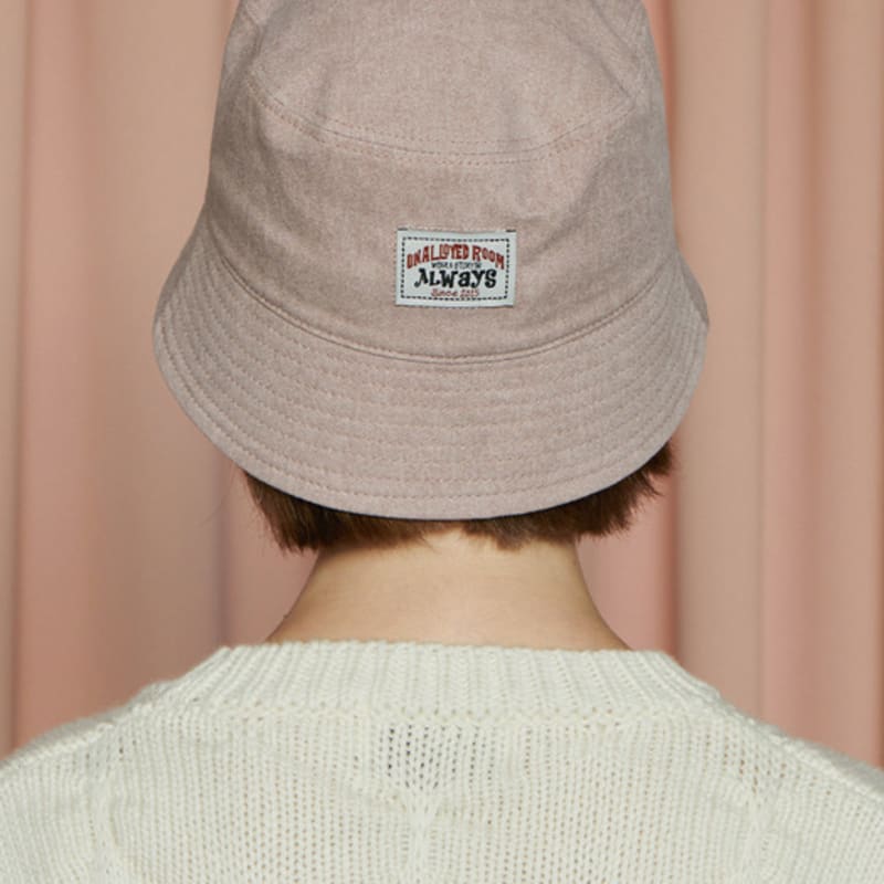 UNALLOYED LOGO BUCKET HAT / INDI PINK