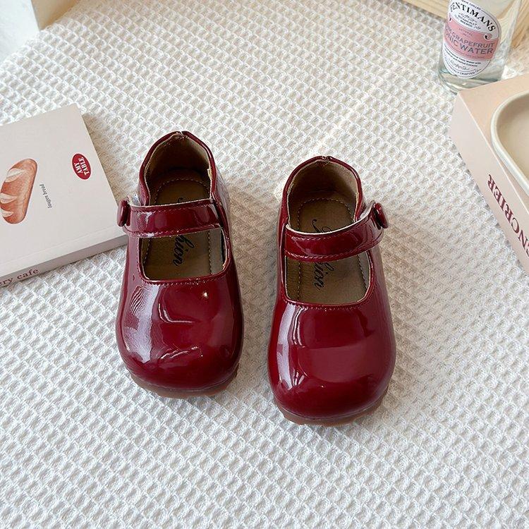 

Girls leather shoes spring and autumn single shoes children s princess shoes soft-soled female treasure classmates black beanie shoes little girl 30 бордовый