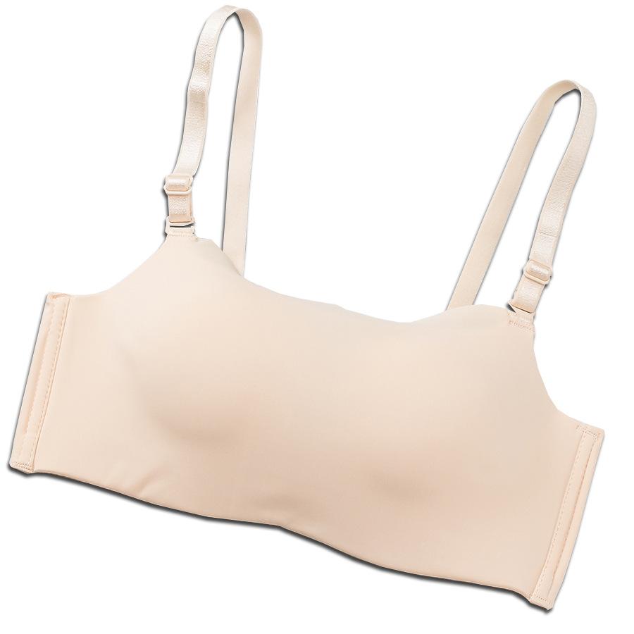 Summer models have small breasts and less thick cups. New tube top bras have no steel rings to gather and prevent light from going out.
