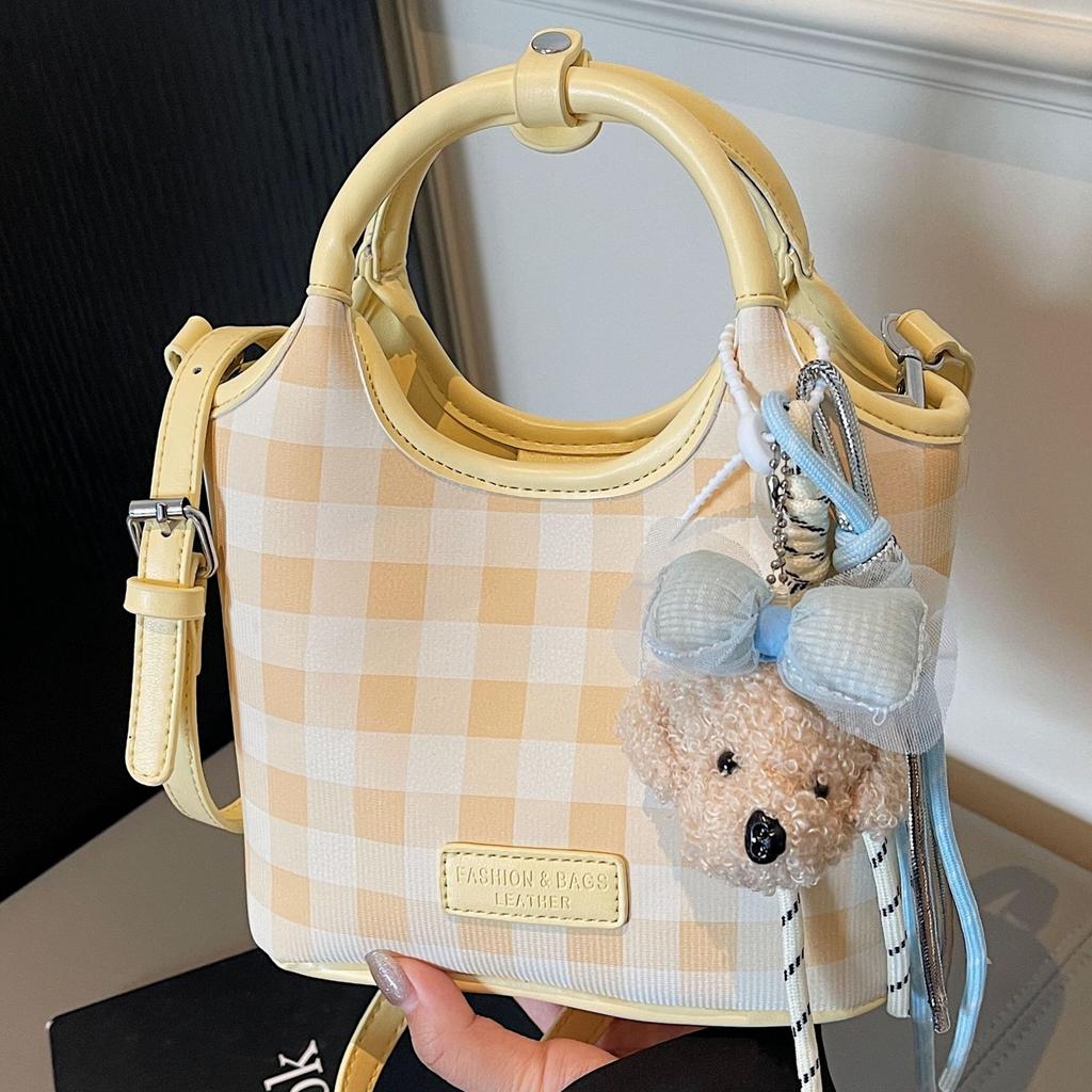 2025 New Fashion Versatile Shoulder Crossbody Bag Premium Underarm Temperament Plaid Hand Bag Bucket Bag