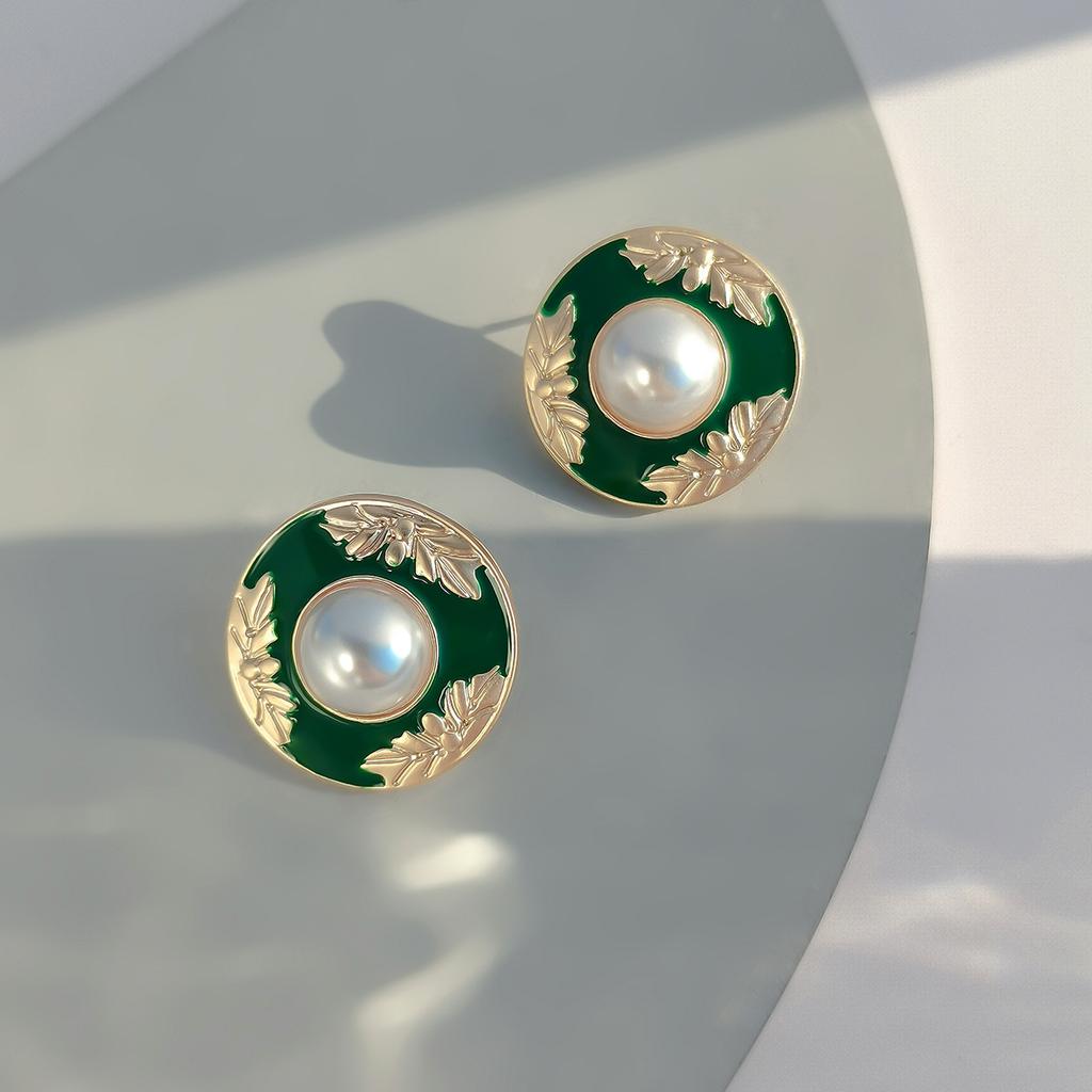 Accessories, Retro Xiaoxiangfeng Heart-Shaped Pearl Stud Earrings For Women, Simple Oil-Dripping Geometric Round Earrings