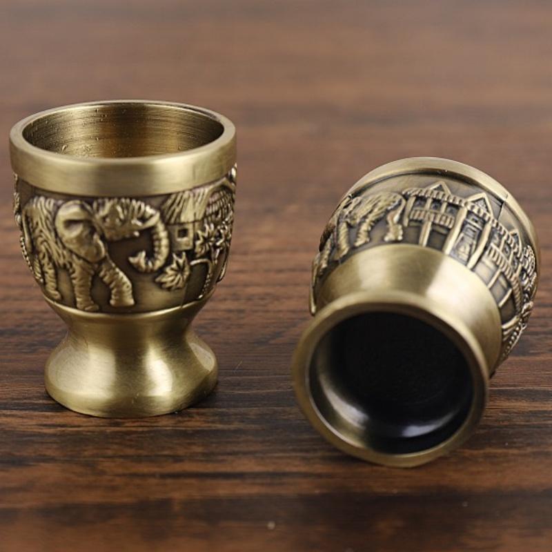 European Vodka Glass, Alloy Retro Relief Elephant Cup, Mini Portable Drinking Tumbler,Delicacy Living Room Decoration Gift, 1pcs